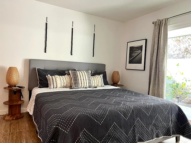 860 E Camino Parocela — Photo 21