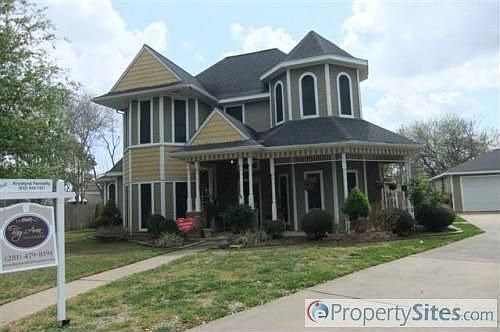 1st image of 209 Regency Dr