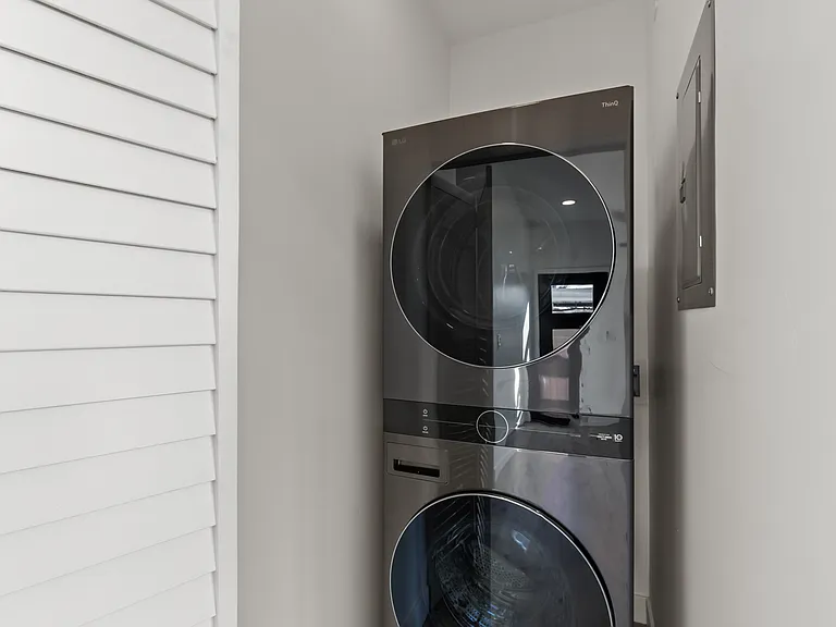 3248 Clairemont Dr #3 — Photo 9