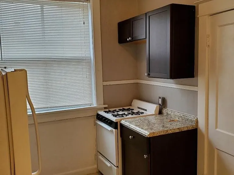 1224 Tamm Ave — Photo 11