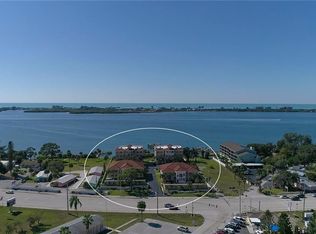 1112 S McCall Rd #3, Englewood, FL 34223