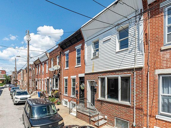 3rd image of 1827 S Carlisle St