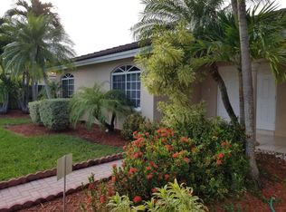 15487 SW 172nd Ter, Miami, FL 33187