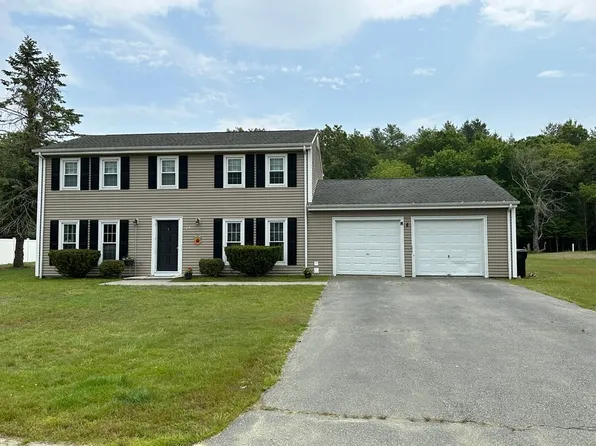 24 College Ln, Dartmouth, MA 02747