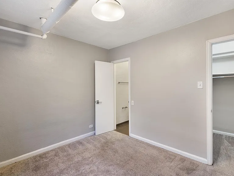 1020 Lincoln St — Photo 30