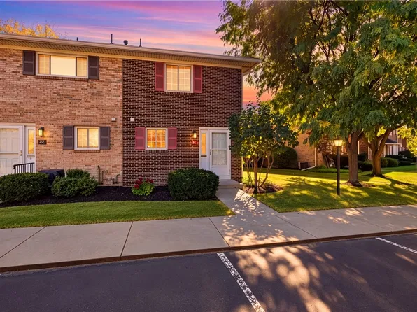 54 Holiday Hbr, Canandaigua, NY 14424