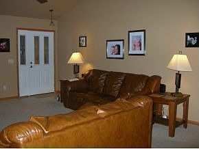 4th image of 35 Maria Ln