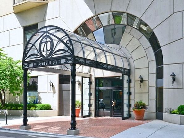70 W Huron St APT 1106