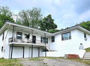 949 William Penn Ave, Johnstown, PA 15906