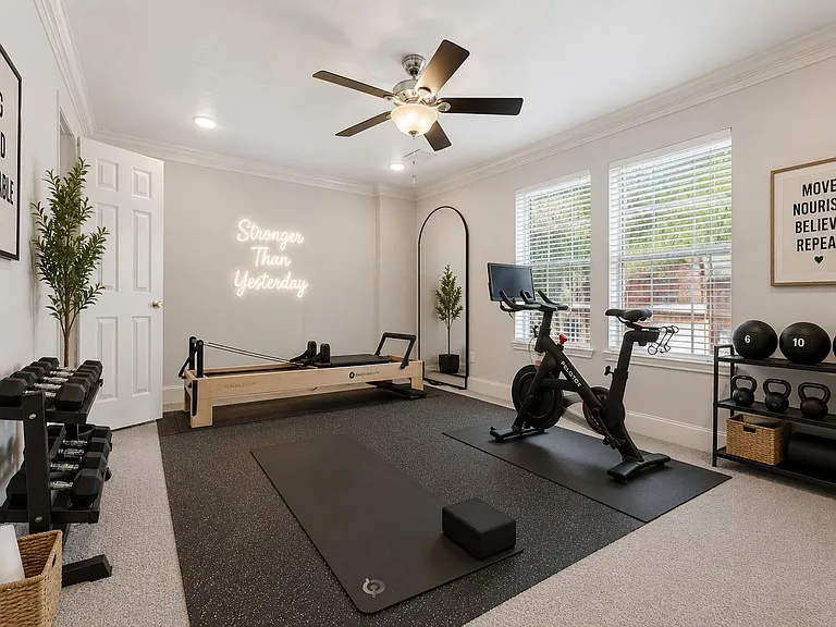 10138 Bayou Manor Ln — Photo 18