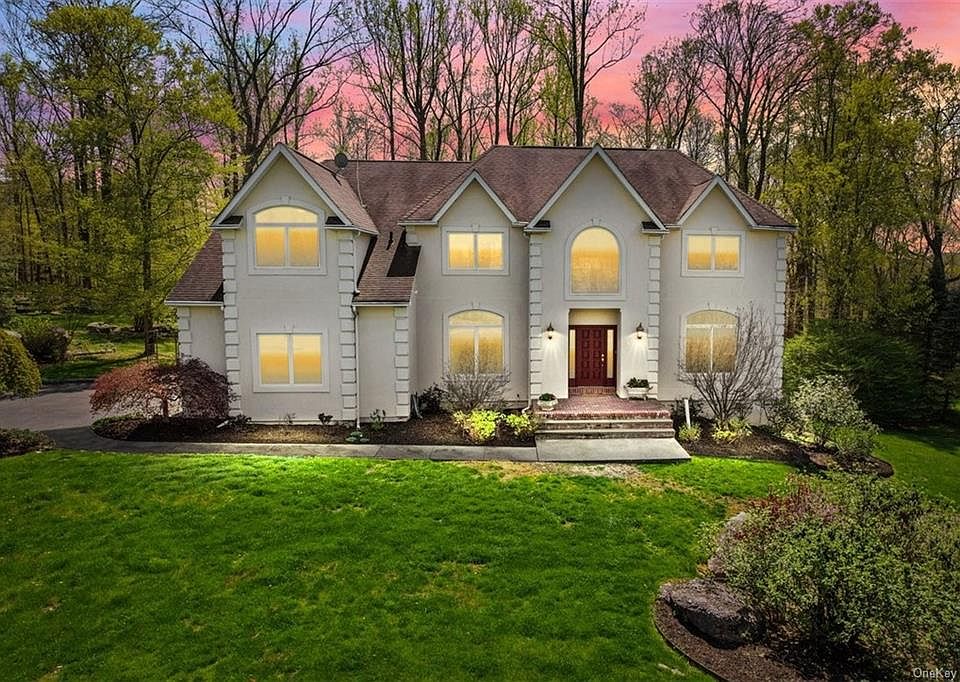 21 Grandview Road, Central Valley, NY 10917 Zillow