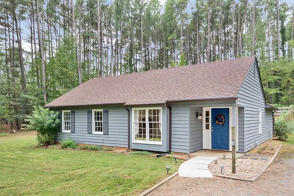 4280 Pine Grv photo 1