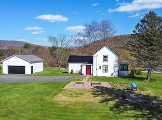 7 Staples Rd, Stephentown, NY 12168