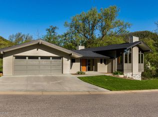 124 Cobblestone Ln, Winona, MN 55987