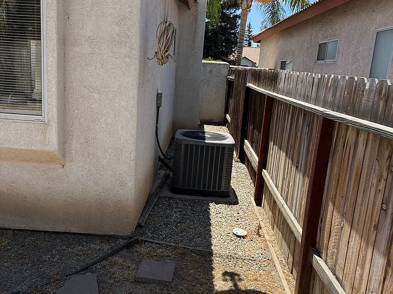 10612 Tivoli Ct — Photo 18