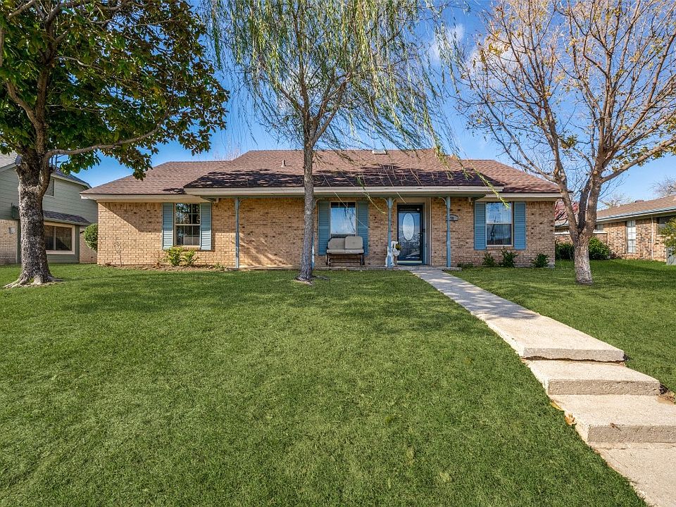 1st image of 78 Robins Nest Dr