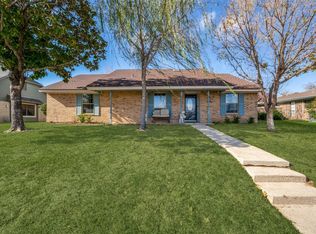 78 Robins Nest Dr, Hickory Creek, TX 75065