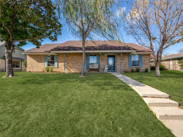 78 Robins Nest Dr, Hickory Creek, TX 75065