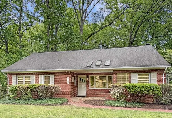 14221 Hi Wood Dr, Rockville, MD 20850