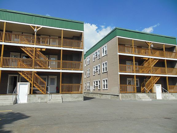 2nd image of 207 Main St #2