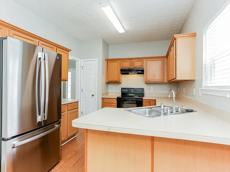 7470 Royale Ct — Photo 7