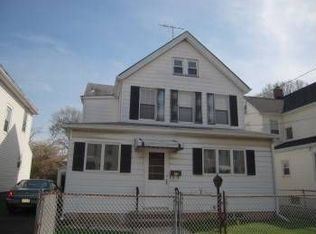 12 Lagrange St, Raritan, NJ 08869