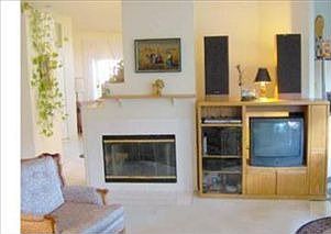 4th image of 15555 Isleta Ln