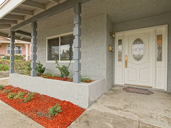 5th image of 3216 E Vermillion St