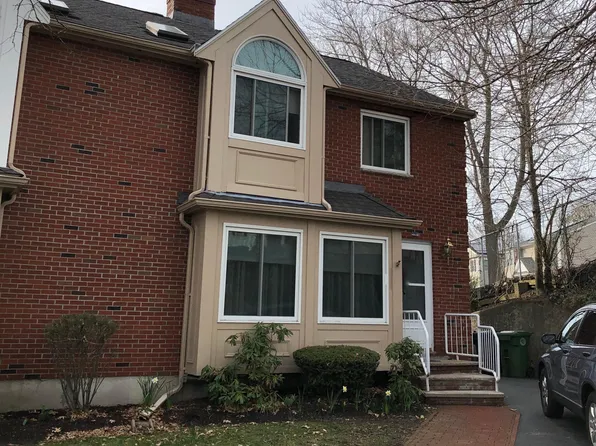 12 Cozy St, Watertown, MA 02472