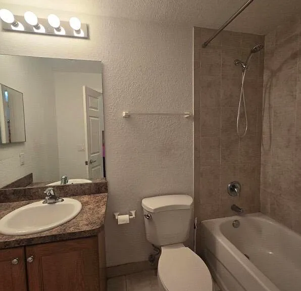 1710 NE 6th St #1308 — Photo 13