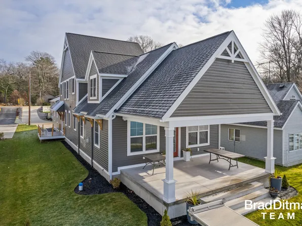 9235 S Catalpa Ave, Newaygo, MI 49337