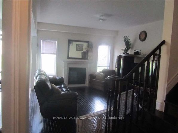14 Dewell Cres, Clarington, ON L1E 0B7