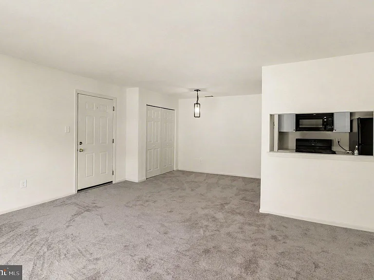 902 Dogwood Ct — Photo 11