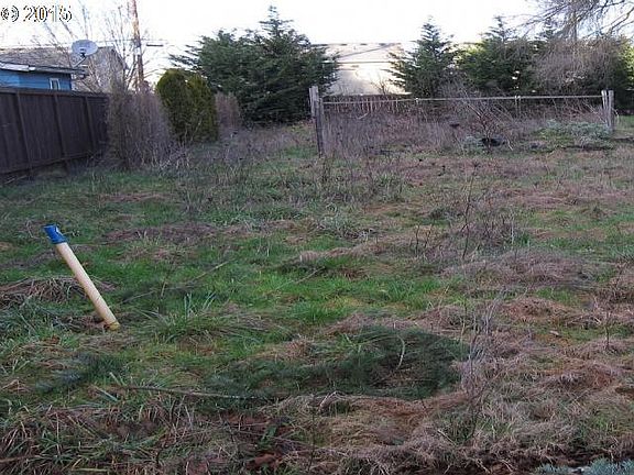 3rd image of 4810 NE 129th Ave