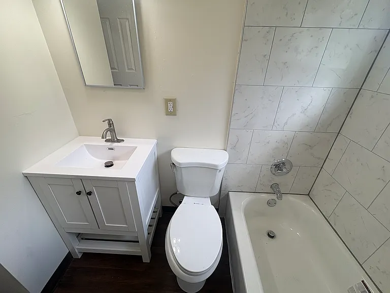 4173 Powell Ave — Photo 12