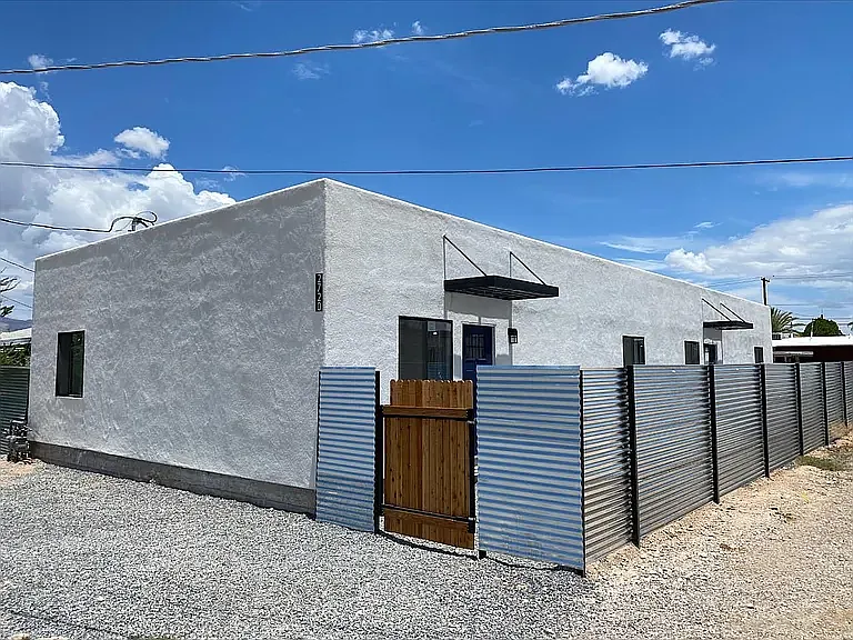 2720 N Hopi Pl #1