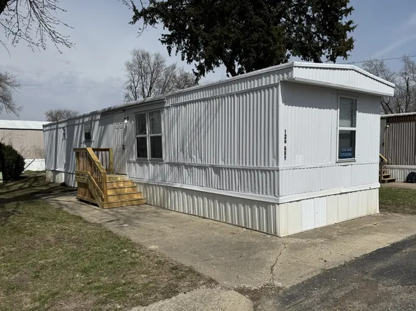 126 Abby Ln, Jacksonville, IL 62650