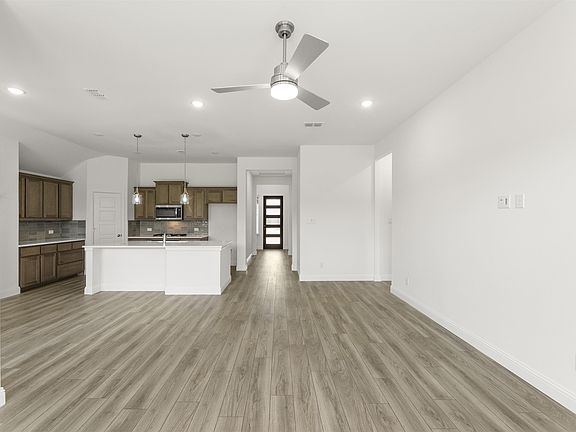 09_Trenton_Representative Photo