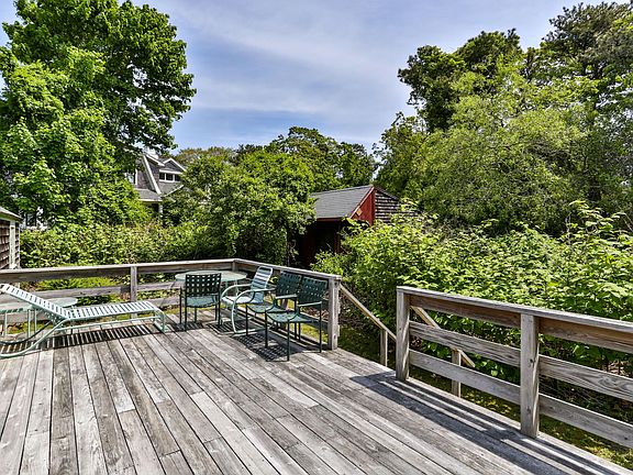 5th image of 356 Stony Hill Rd