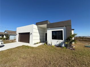 331 Rawlings Ave, Lehigh Acres, FL 33974