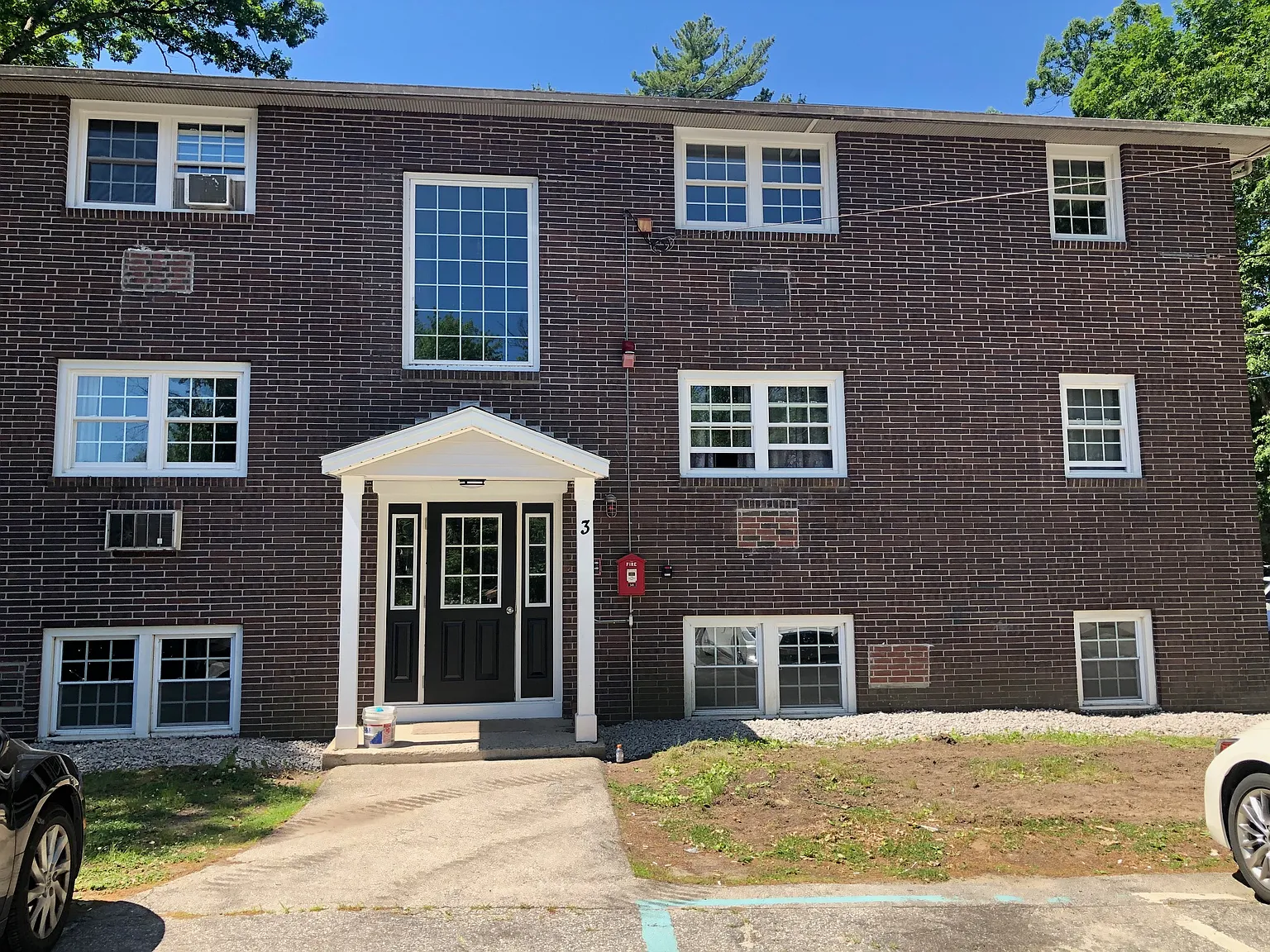 2 bed, $1,695 — Photo 1