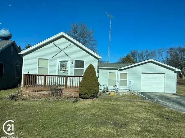 7299 Cedar Rd, Lexington, MI 48450