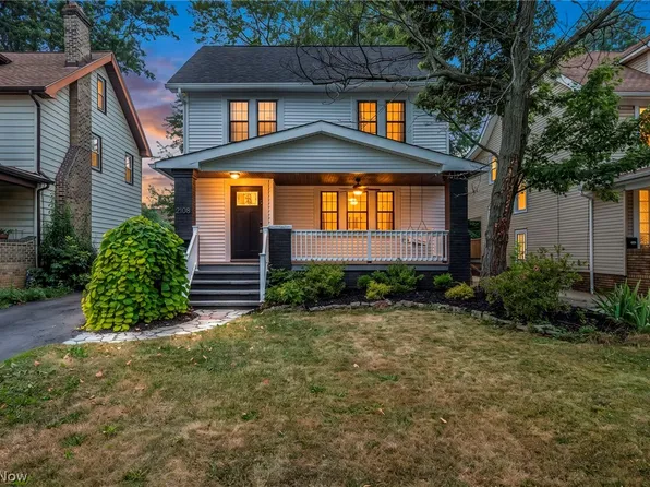 2108 Hampstead Rd, Cleveland Heights, OH 44118
