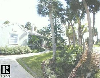 1st image of 805 Bruce Ave