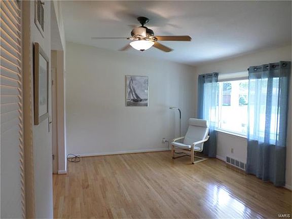 4th image of 9135 Conser Ct