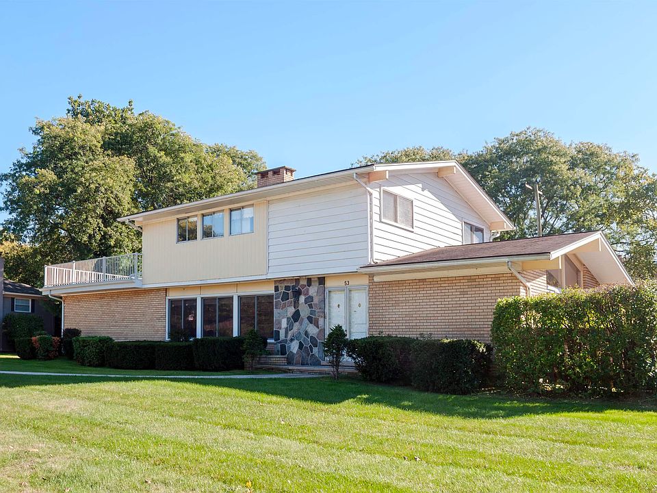 1st image of 53 Briarcliff Pl