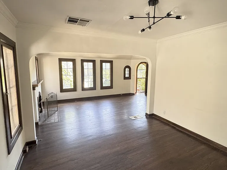 265 E Herbert Ave — Photo 3