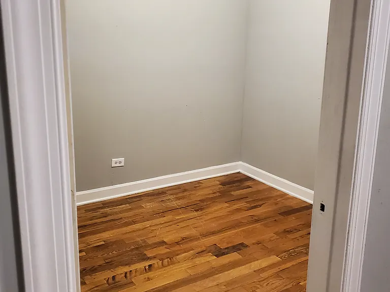 bedroom1