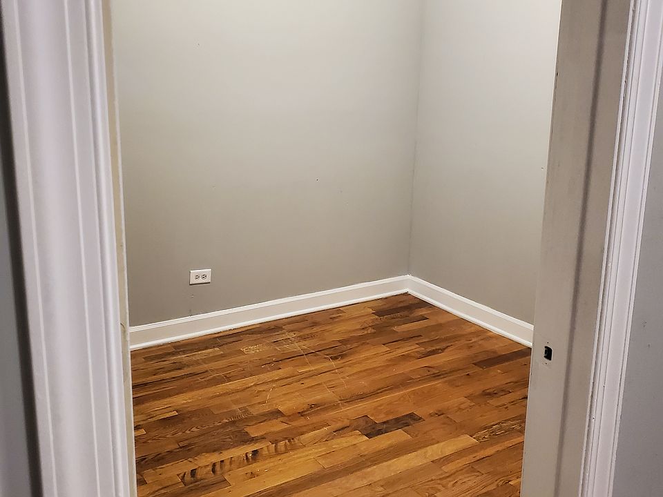 bedroom1