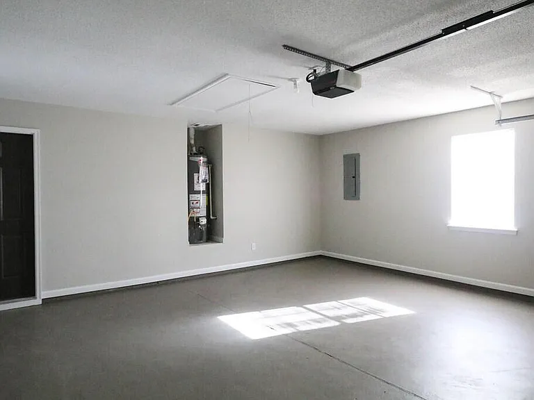 4505 Guinevere Ct — Photo 25
